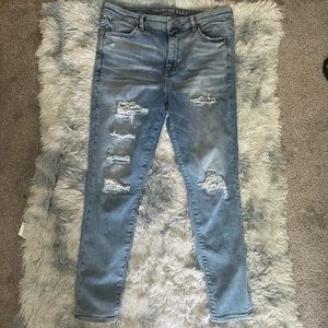 American Eagle - Super Hi-Rise Light Wash Jegging